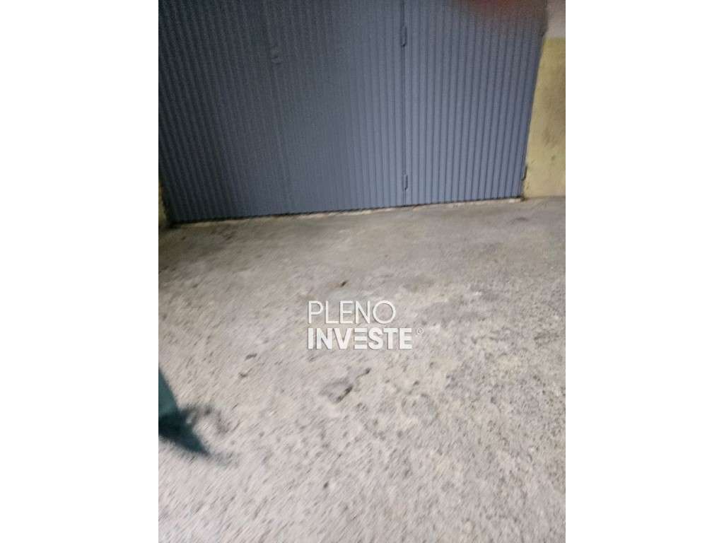 Garagem Box Cova da Piedade - Grande imagem: 4/6