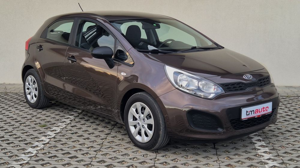 Kia Rio III 1.2 L 2012
