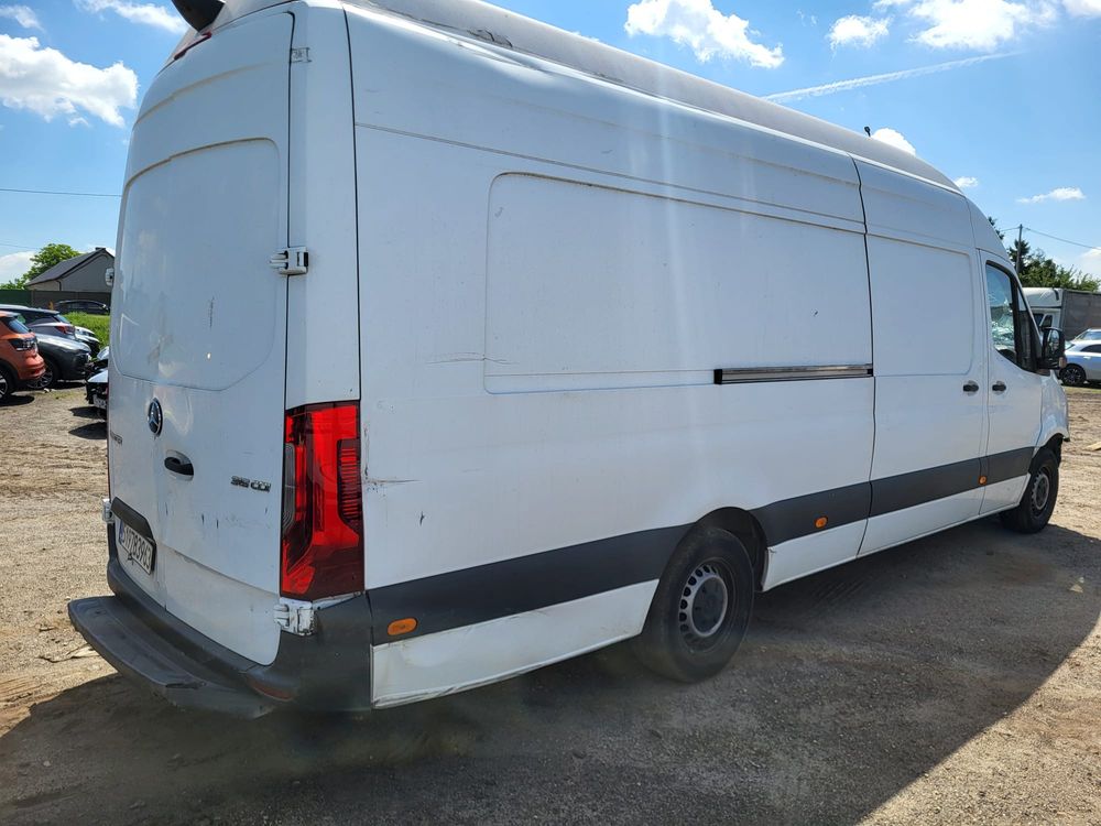 Mercedes-Benz Sprinter 2021