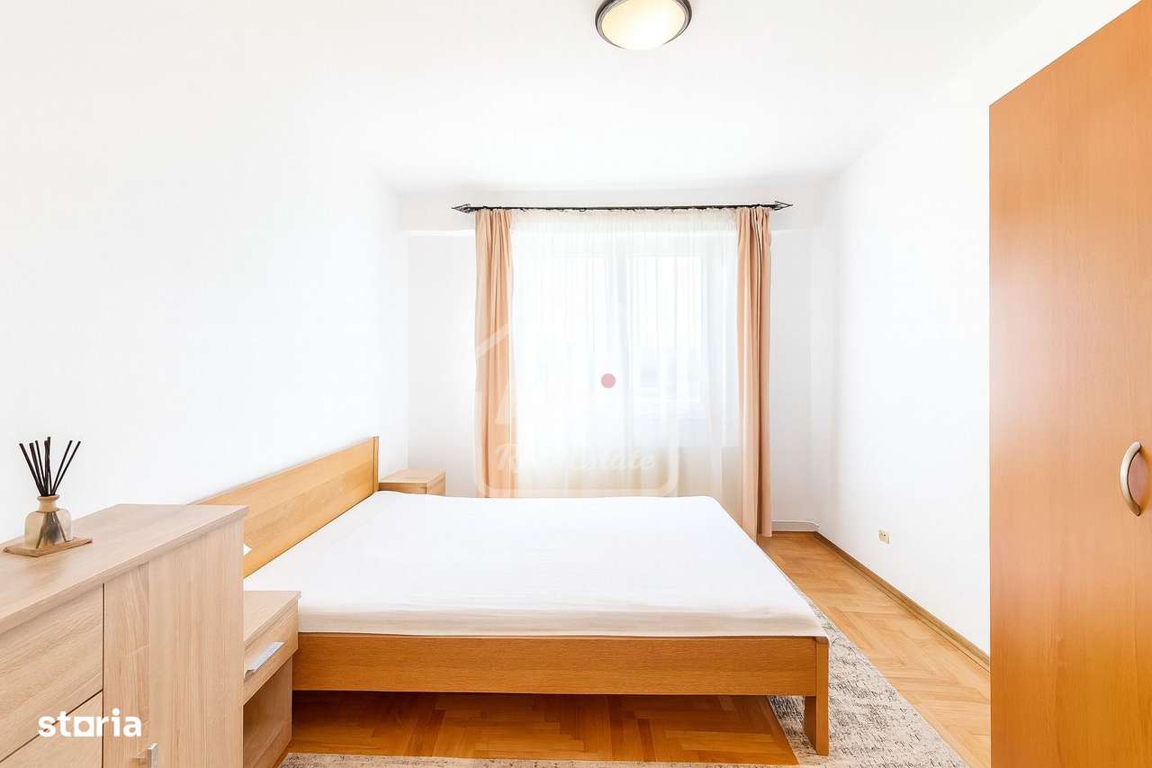 Suprafata Generoasa Garii - Imagine principală: 4/18