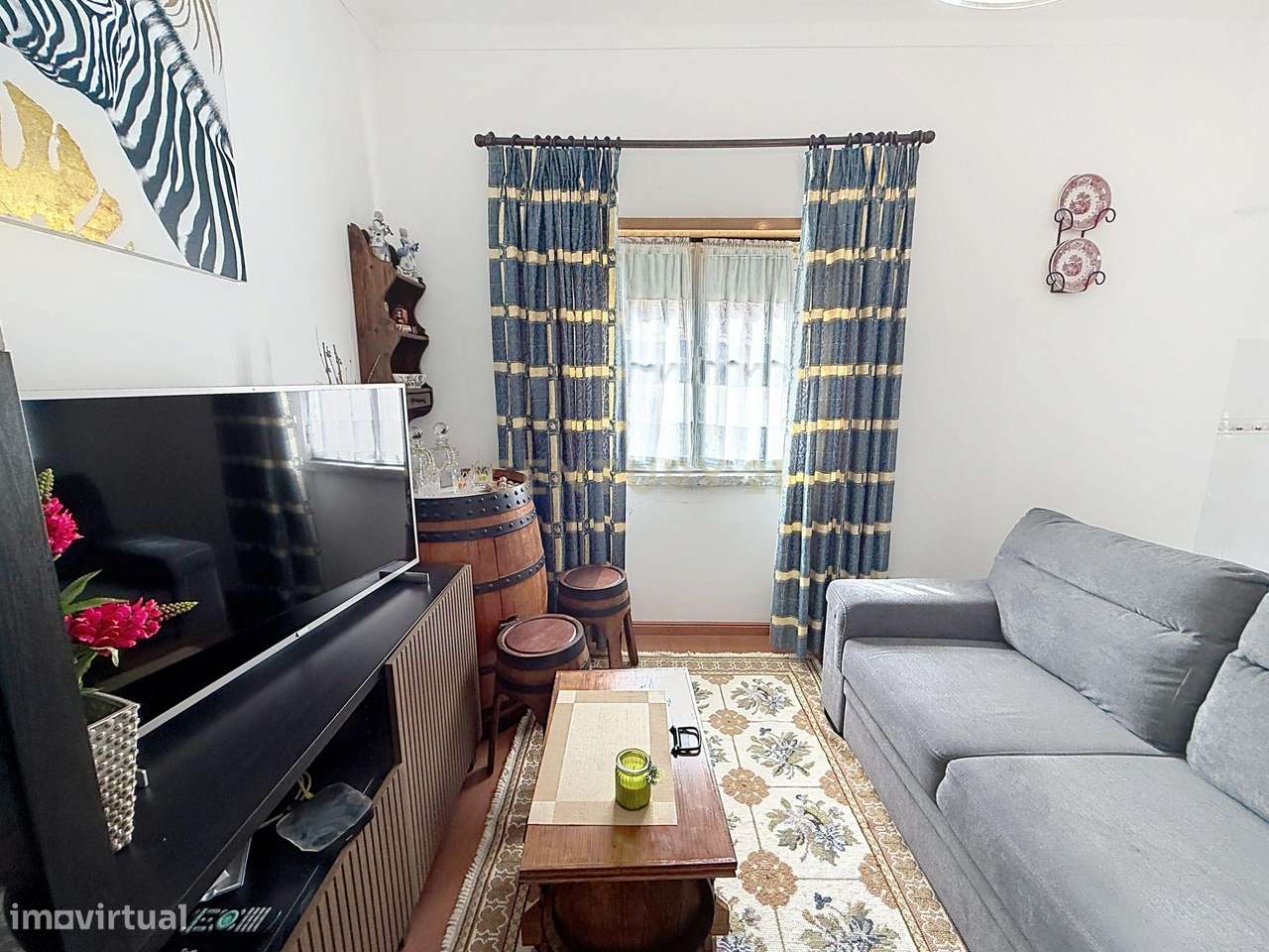 Apartamento T2 no Centro Histórico da Nazaré com Vista Mar-26