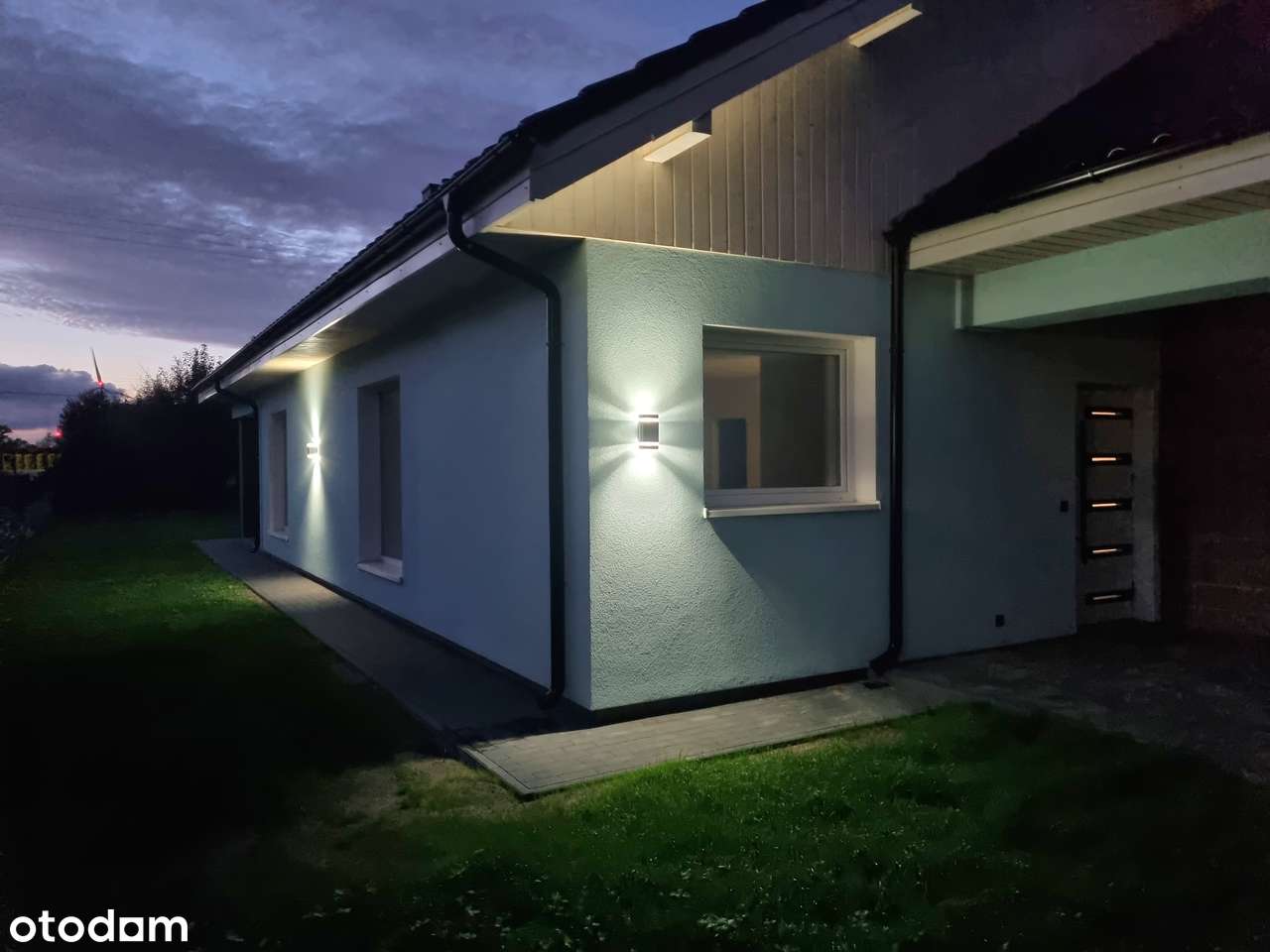 Nowy dom z 4 pokojami i garażem w Pruszczu - Pełny obrazek: 4/19