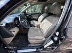 Toyota RAV4 2.2 D-4D Luxury - 6