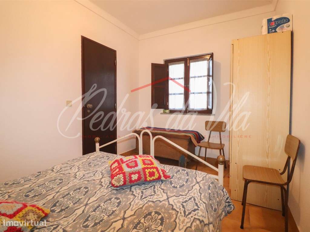 Excelente moradia T5 com anexo, quintal e garagem - Vila Nova de Mi...-21