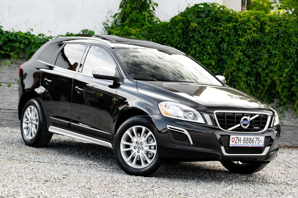Volvo XC60 I (2008-2017) D5 AWD RDesign 2013