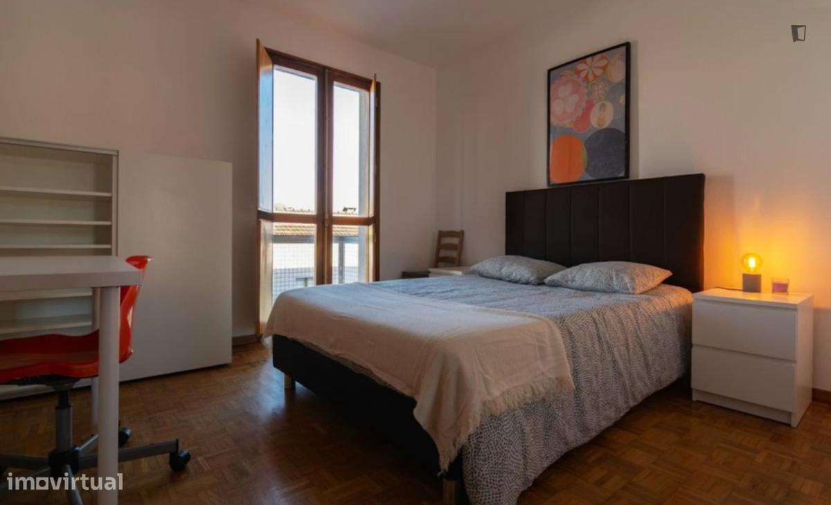 Quarto - localizado em Massarelos Porto - Grande imagem: 2/10