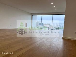 Apartamento T3 Luxo | 3 Suites | 4 Varandas | 2 frentes Poente/Nasc...