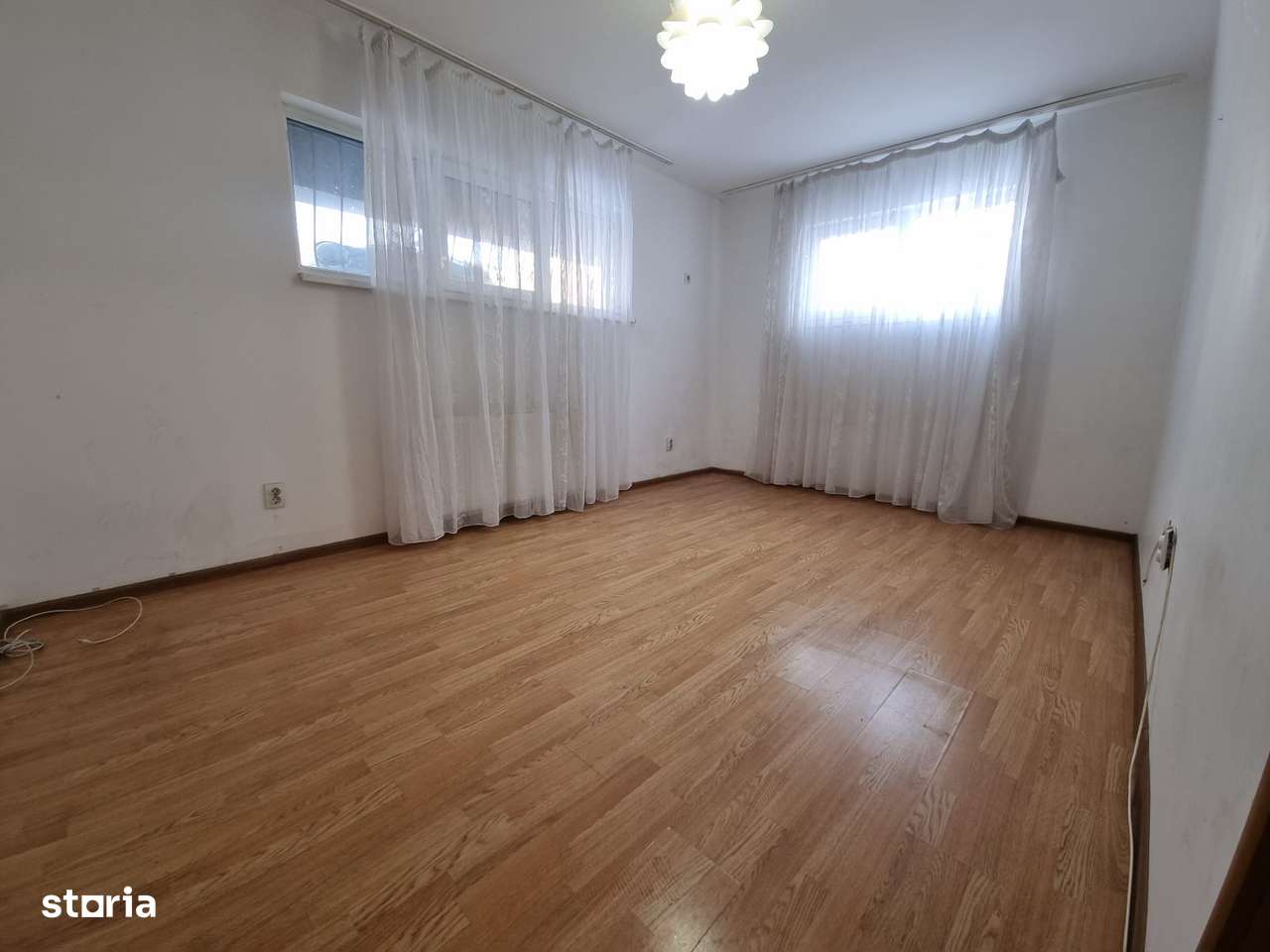 Apartament 2 camere decomandat, parcare, metrou Berceni 10 min-1