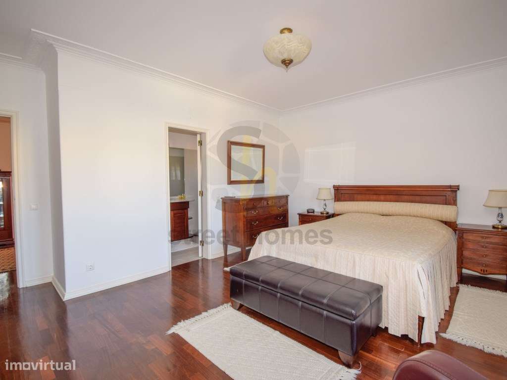 Moradia T6 com piscina na Quinta da Bicuda Cascais-31