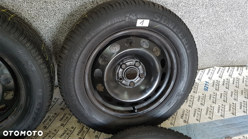 KOŁA SKODA KAROQ OCTAVIA II III YETI 215/60R16 5x112 - 28