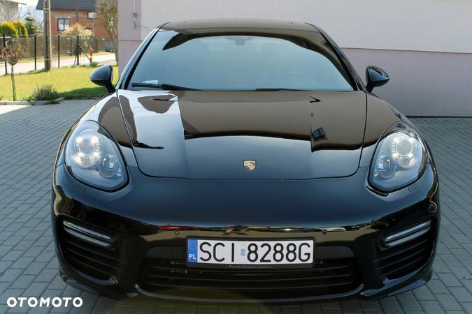 Porsche Panamera GTS - 1