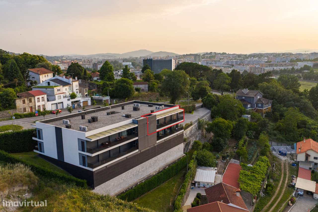 Elegante apartamento T3 em condomínio fechado na encosta do Bom Jesus-5