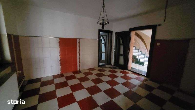 Imobil cu 3case:C1-3 nivele;C2-2nivele;C4-1 nivel;C3;C5;Piscina;Foisor - Imagine principală: 4/7