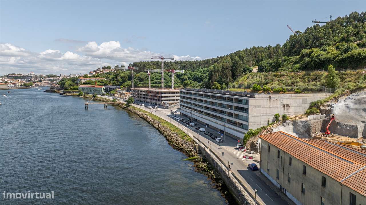 T3 Espetacular com vistas para o Rio Douro, no 4º e Último Piso, no Ca - Grande imagem: 5/36