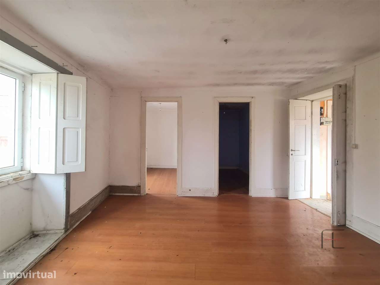 Moradia T3 Esmoriz para reabilitar-11