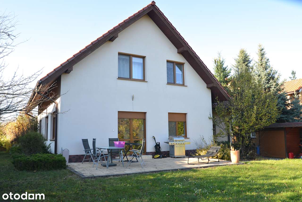 Wyjątkowy rodzinny dom z ogrodem i tarasem, 5 min do Leśnicy-18