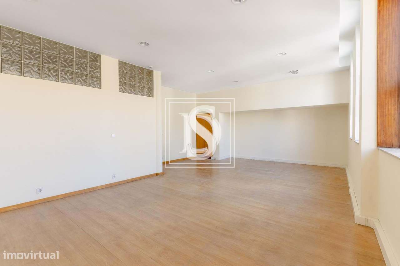 Escritório  em UDF de Barcelos, Vila Boa e Vila Frescainha (São Martin - Grande imagem: 3/15