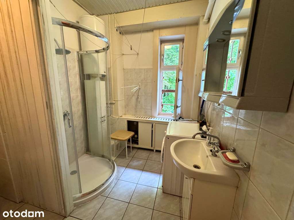 Duże mieszkanie w centrum Zbąszynka-6