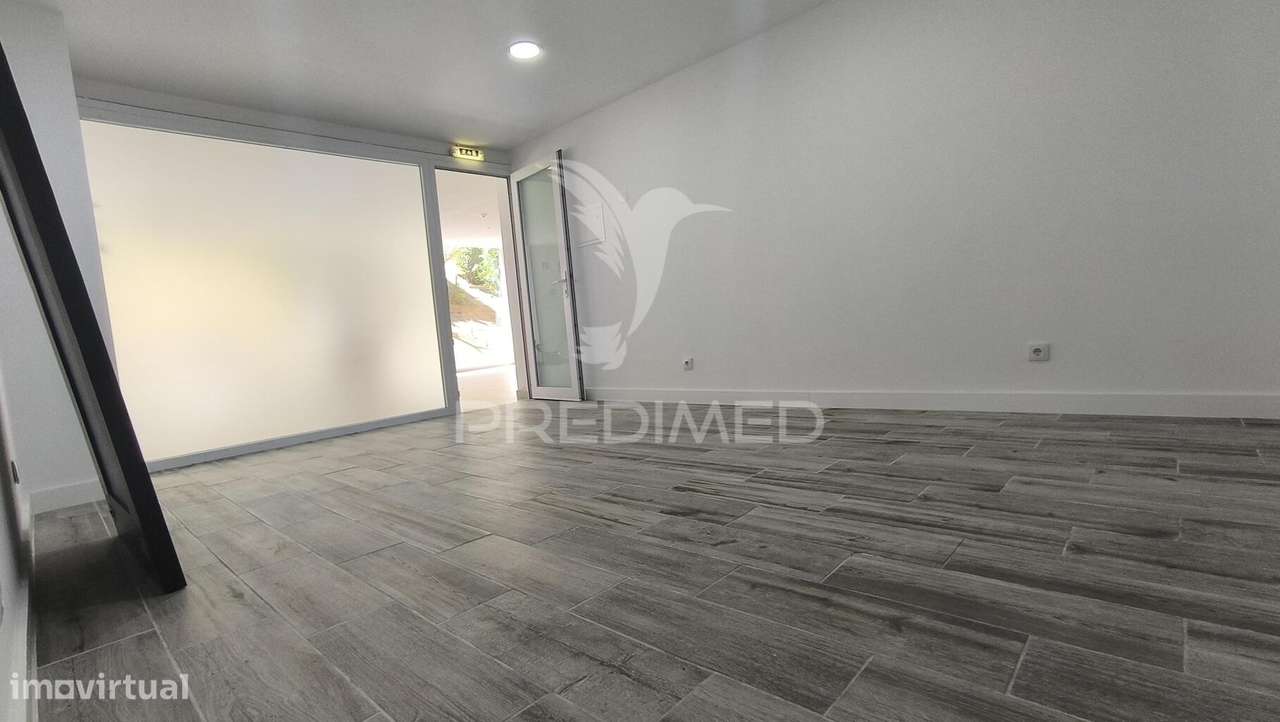 Loja na Praia da Rocha - Grande imagem: 2/10