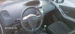 Toyota Yaris 1.0 Premium - 5