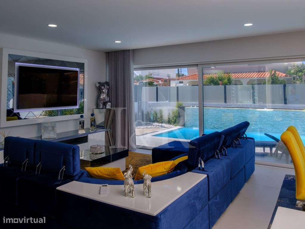 Moradia T4 com piscina na Aroeira - Grande imagem: 5/31