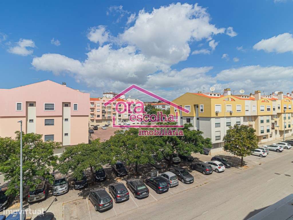 Apartamento T3 com Arrecadação individual no Casal do Marco!-12