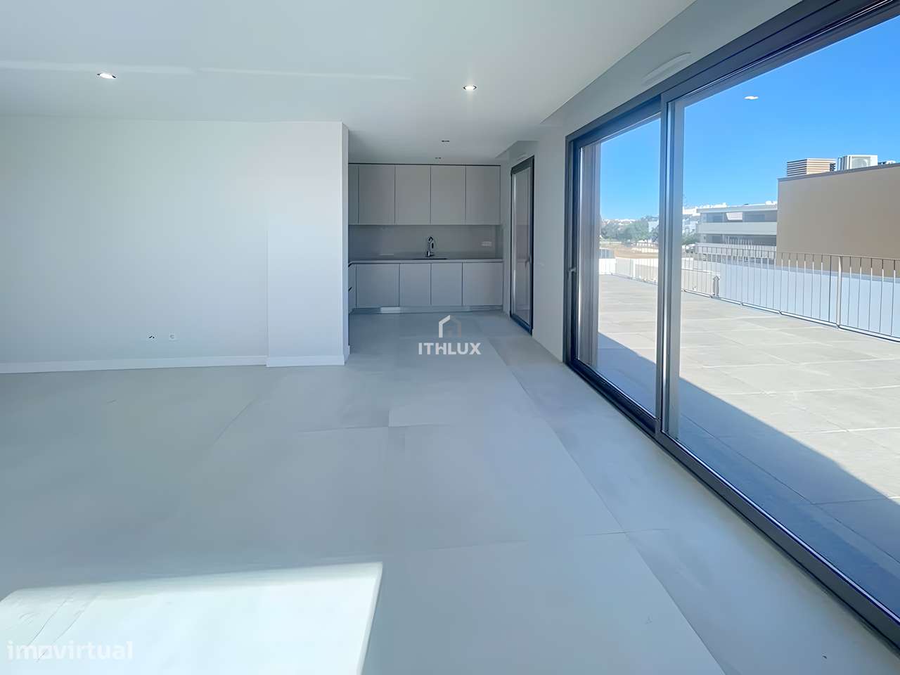 Espetacular apartamento de 2º andar - 2 quartos, a uma curta distância - Grande imagem: 4/19