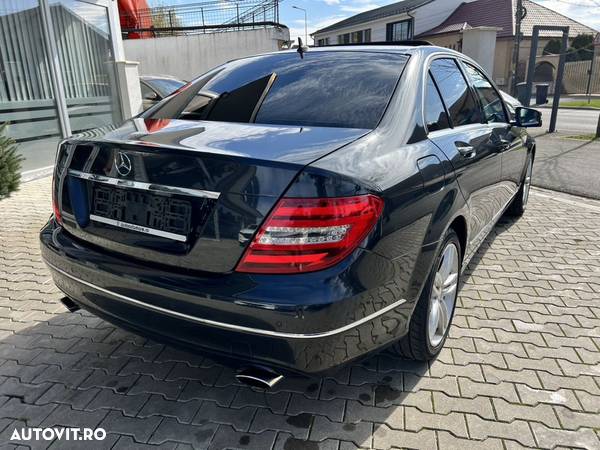 Mercedes-Benz C 350 CDI DPF (BlueEFFICIENCY) 7G-TRONIC Avantgarde - 5