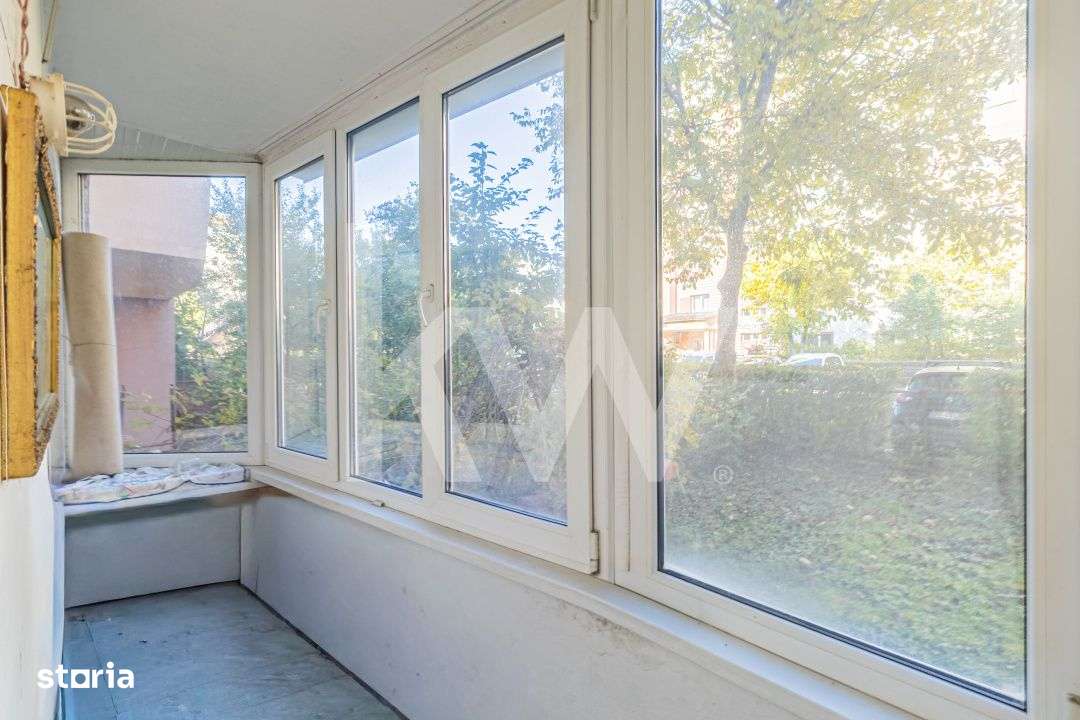 Apartament cu 3 camere decomandat - Imagine principală: 3/16