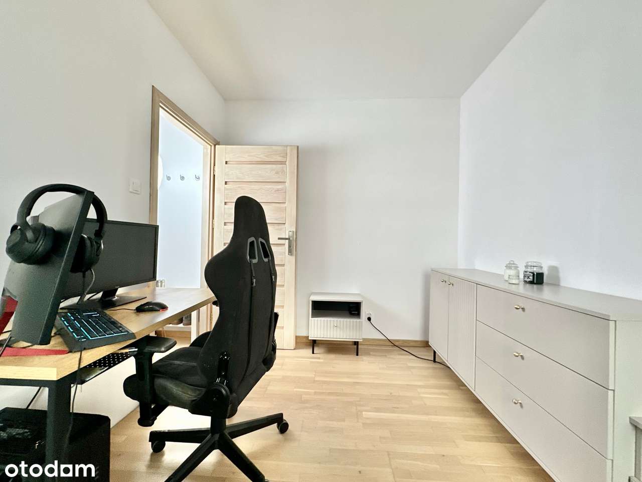 Słoneczne mieszkanie na ostatnim piętrze | Idealne pod wynajem - Pełny obrazek: 4/13