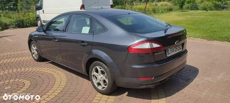 Ford Mondeo - 4