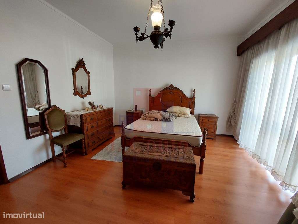 Prédio com 7 apartamentos no centro de Caldas da Rainha-8