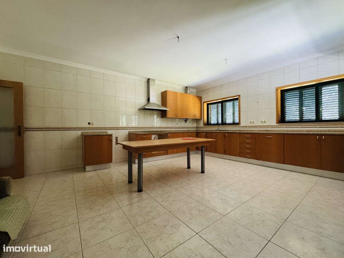 Moradia IndIvidual em Lago-22