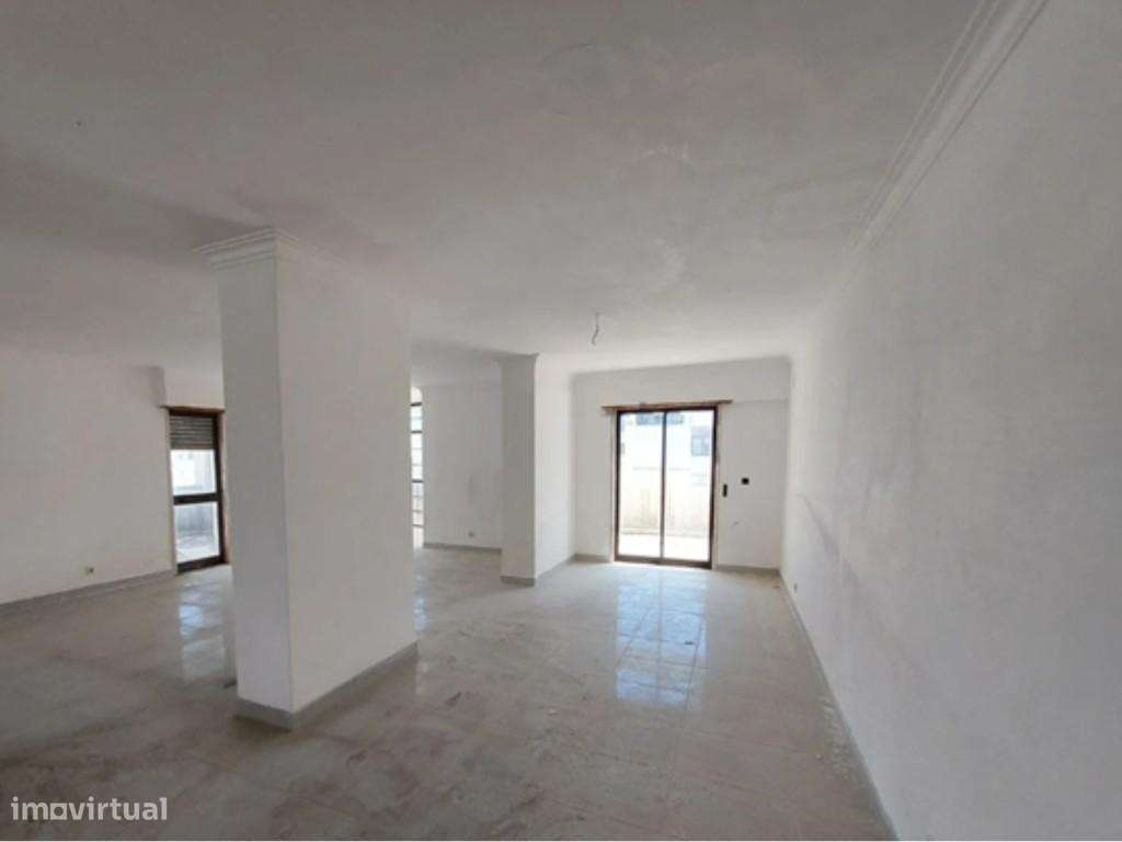 Apartamento T5 - Grande imagem: 3/13