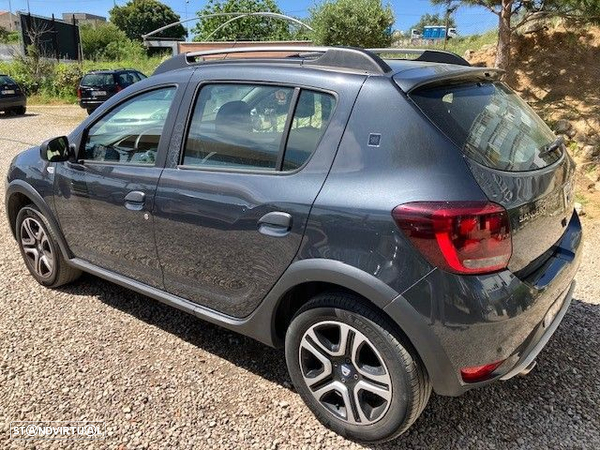 Dacia Sandero 1.0 TCe Stepway - 4