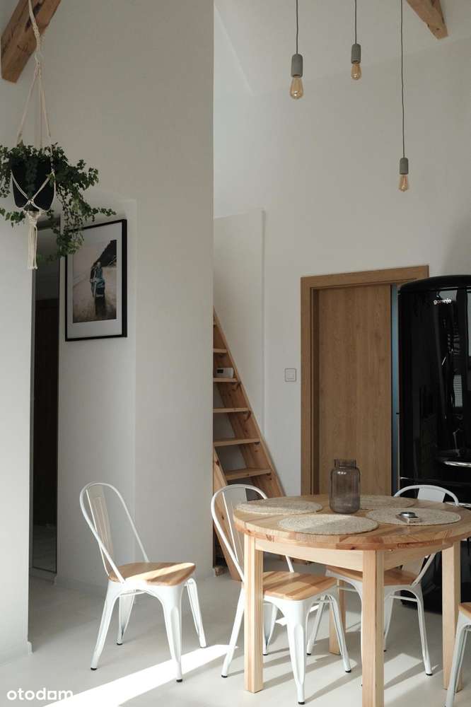 Klimatyczne   mieszkanie 3 pokoje z antresolą w Centrum-7