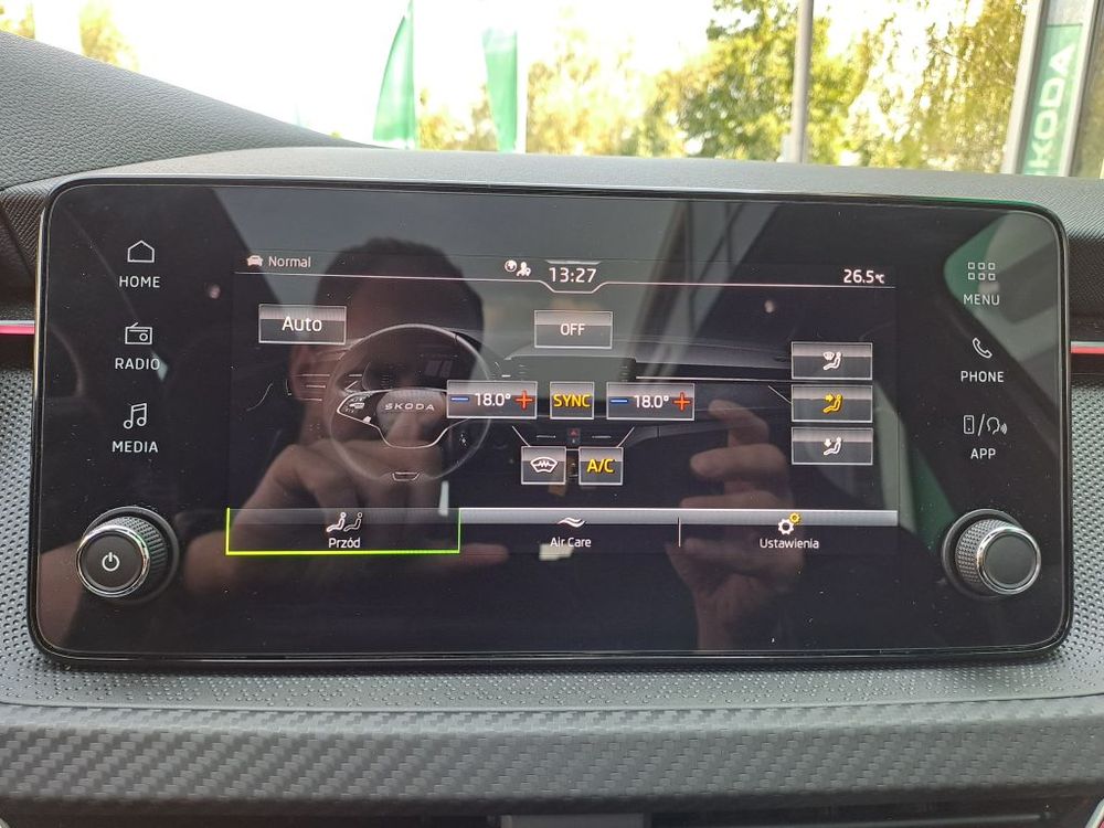 SKODA KAMIQ 1.5 TSI 150KM DSG MONTE CARLO, podgrzewana szyba i kierownica, od ręki