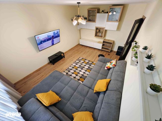 Brancoveanu, Budimex, Apartament 4 camere, decomandat. Loc de parcare!-0