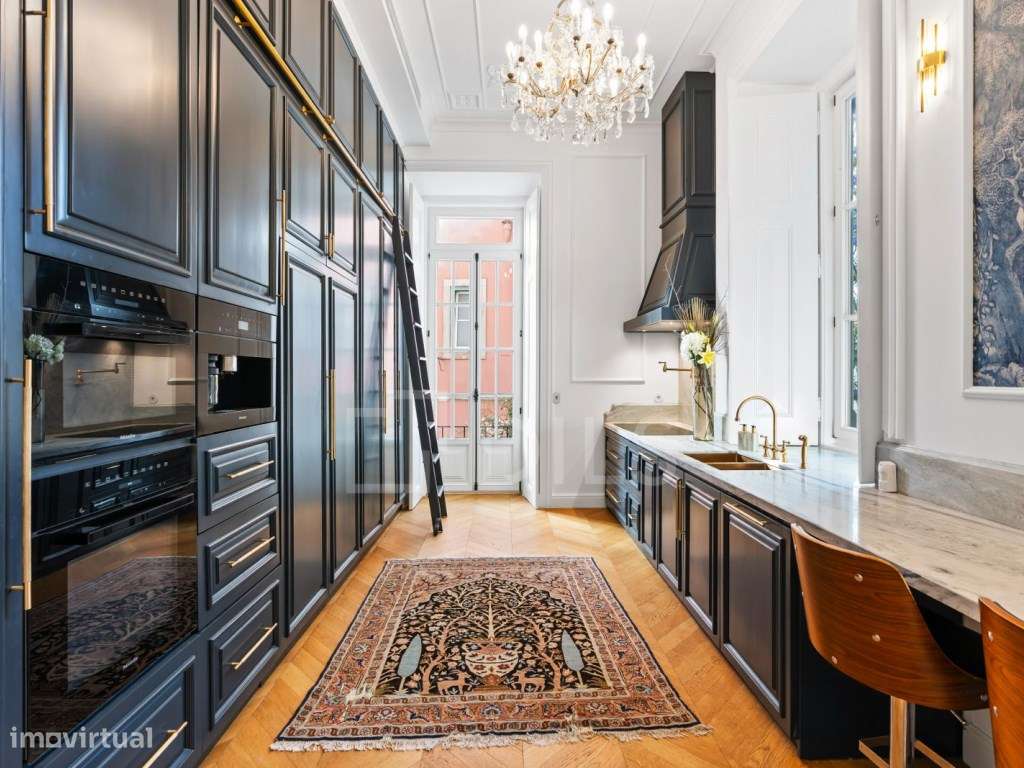 Moradia T4 para venda em Sintra com jardim estacionamento e vistas ... - Grande imagem: 4/60