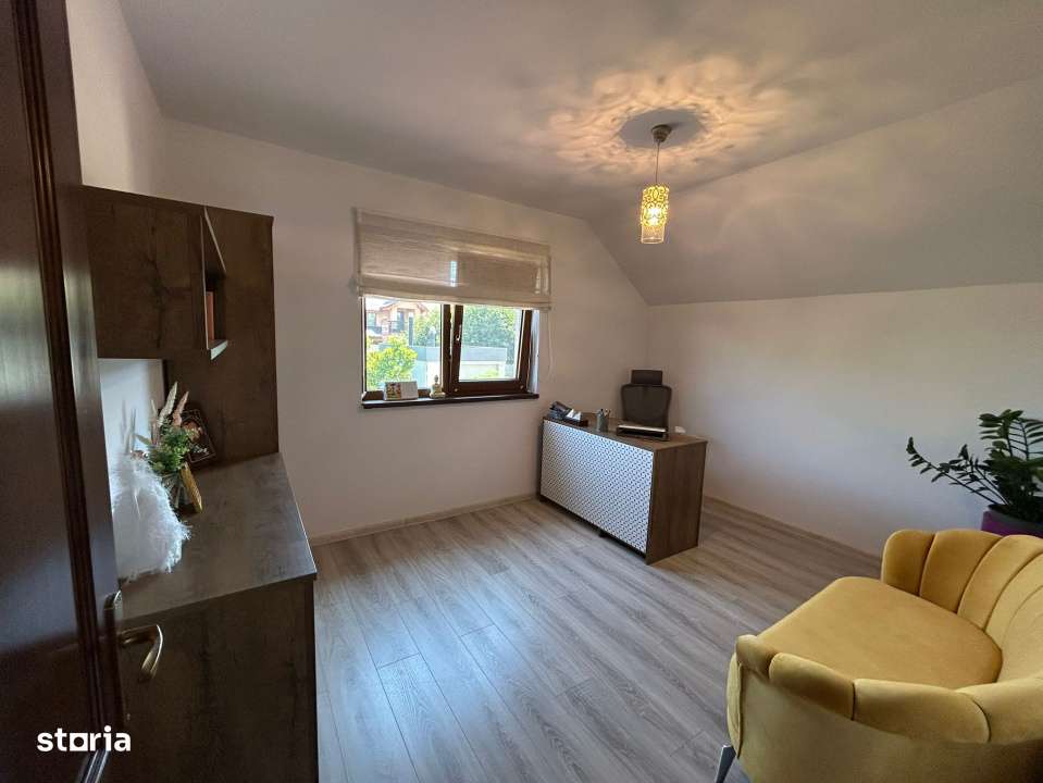 Casa P+1, 1024 mp teren, 180 mp utili, Malu Mare - Imagine principală: 5/15