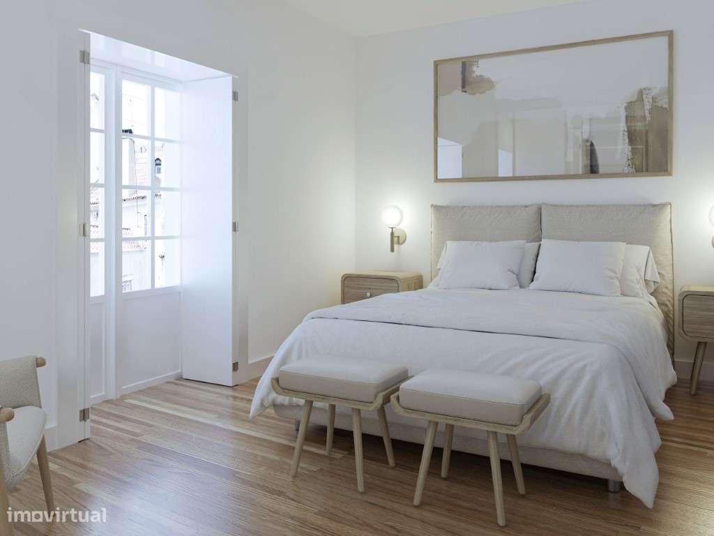 Apartamento T2, varanda, a minutos da Avenida Liberdade-7