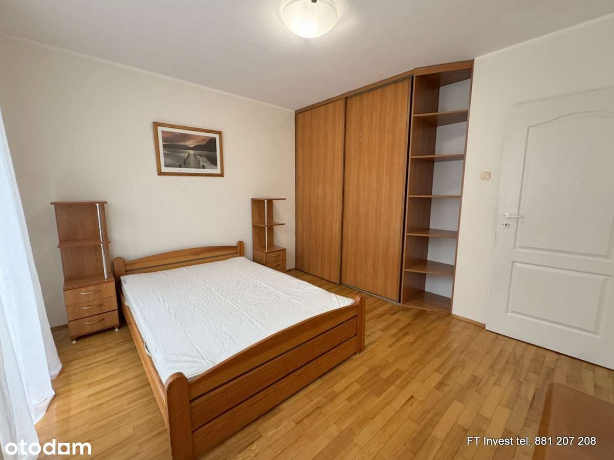 w pełni rozkładowe, dwustronne 3 os. pokoje,2 balkony,piwnica, GARAŻ !-6