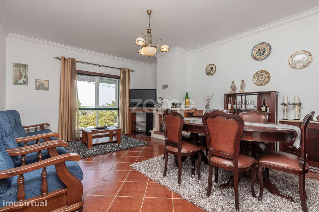 Apartamento T3+2 com Garagem| Cernache, Casconha-1