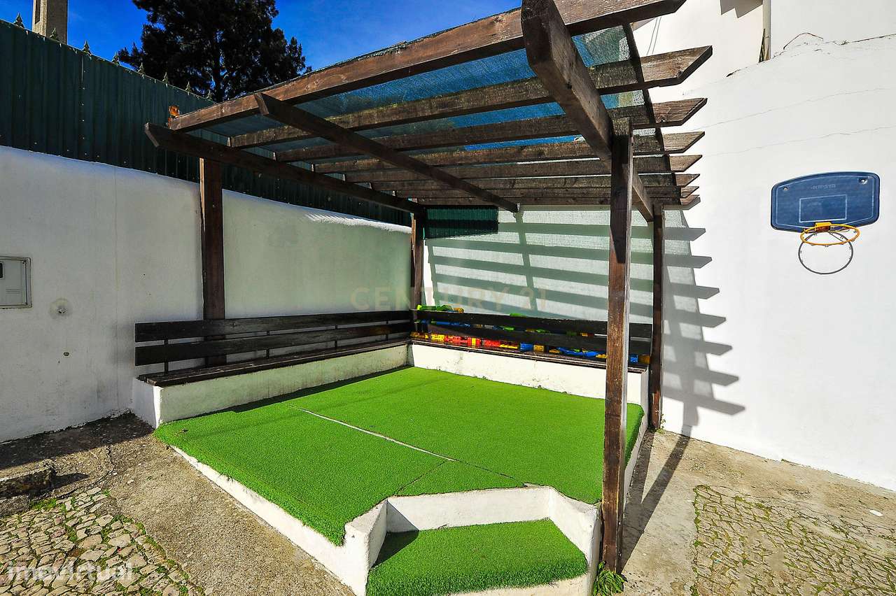 Imóvel com negócio (colégio)– Centro da Parede, Cascais-22