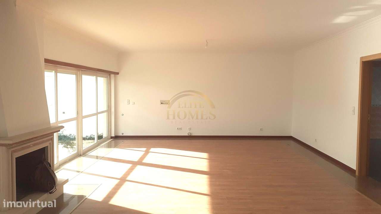 Excelente Moradia T4,Construção Moderna com Rooftop Panorâmico, Garage - Grande imagem: 5/60