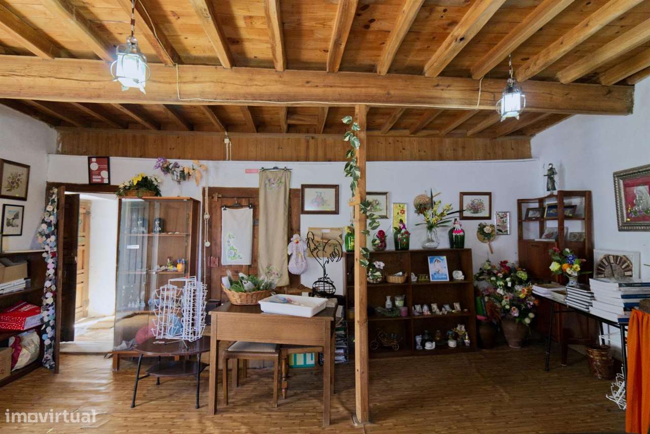 Moradia V4 - Grande imagem: 4/28