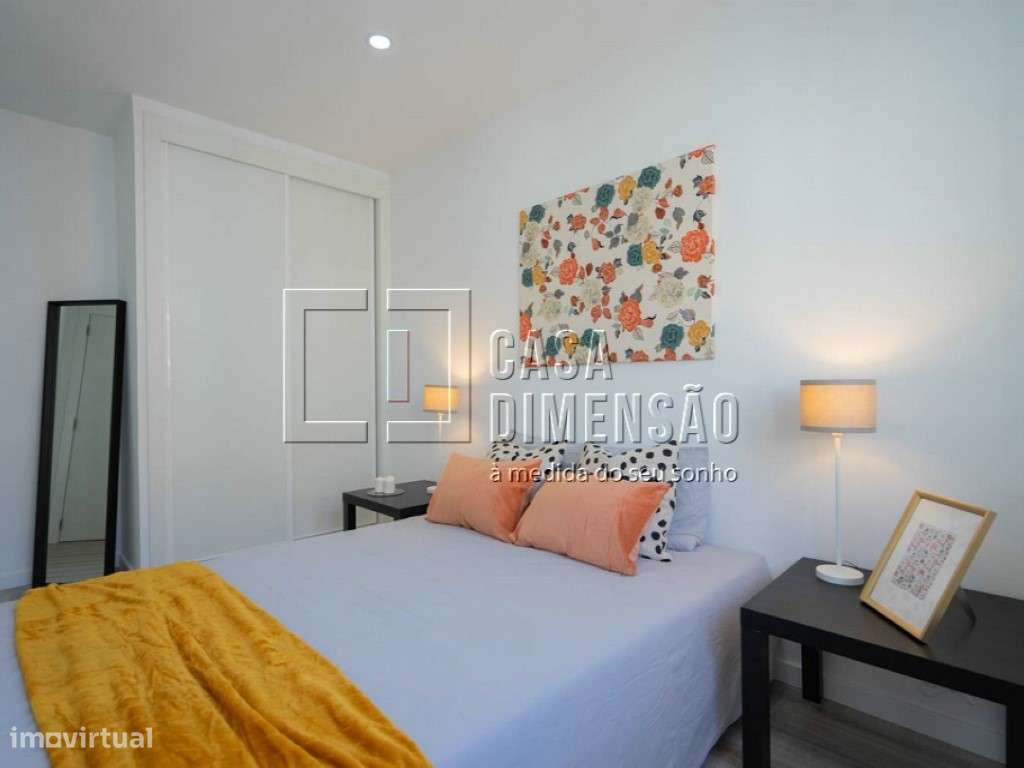 Apartamento de tipologia T3 com varanda, mobilado e equipado em Ben...-46