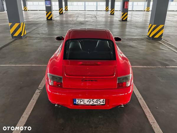 Porsche 911 - 12