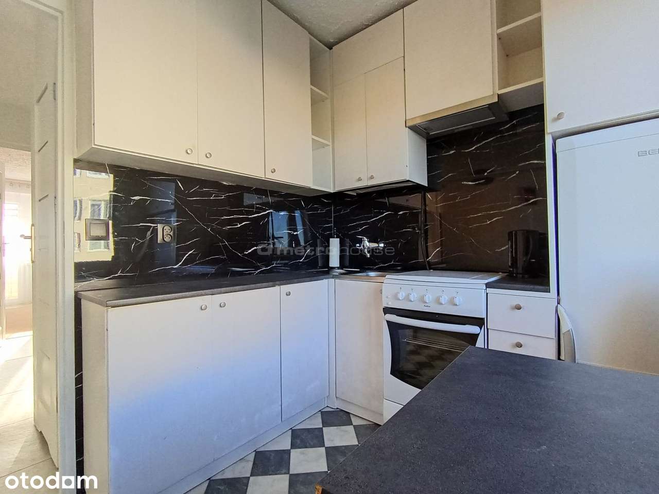 3-pokojowe mieszkanie z widokiem na jezioro-4