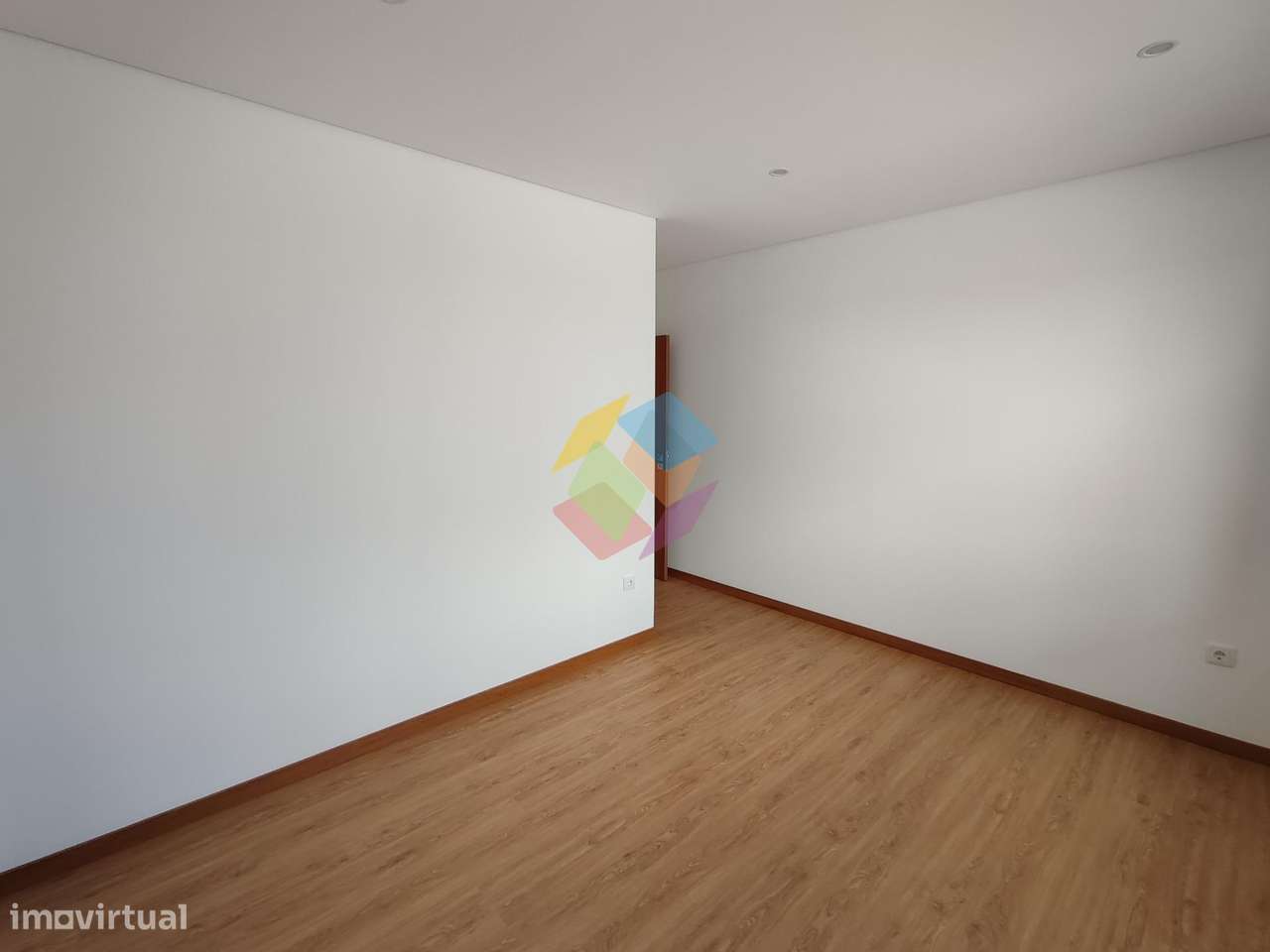 Magnífica Moradia T3 +1 em Stª. Maria da Feira-12